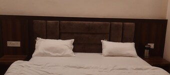 Hotel RRR