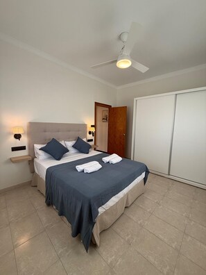 2 bedrooms, iron/ironing board, free WiFi, bed sheets - A&N Velez Malaga Soho (Vélez Málaga)