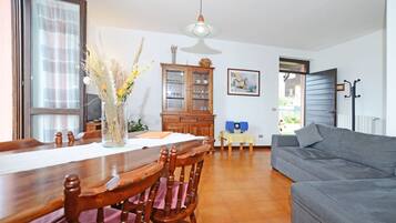 21-inch flat-screen TV with satellite channels