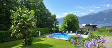 季節限定屋外プール