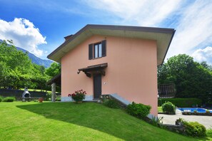 Familienhaus, Mehrere Schlafzimmer, 2 Bäder, Bergseite (Casa Lina) | Aussenbereich