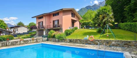 Family House, Multiple Bedrooms, 2 Bathrooms, Mountainside (Casa Lina) | Pool