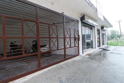 Mc B&B Hostel Ropar