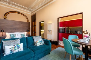 Romantic Apartment, 1 Bedroom | Living room - Beach Studio Nearby Market in Oporto (Porto)