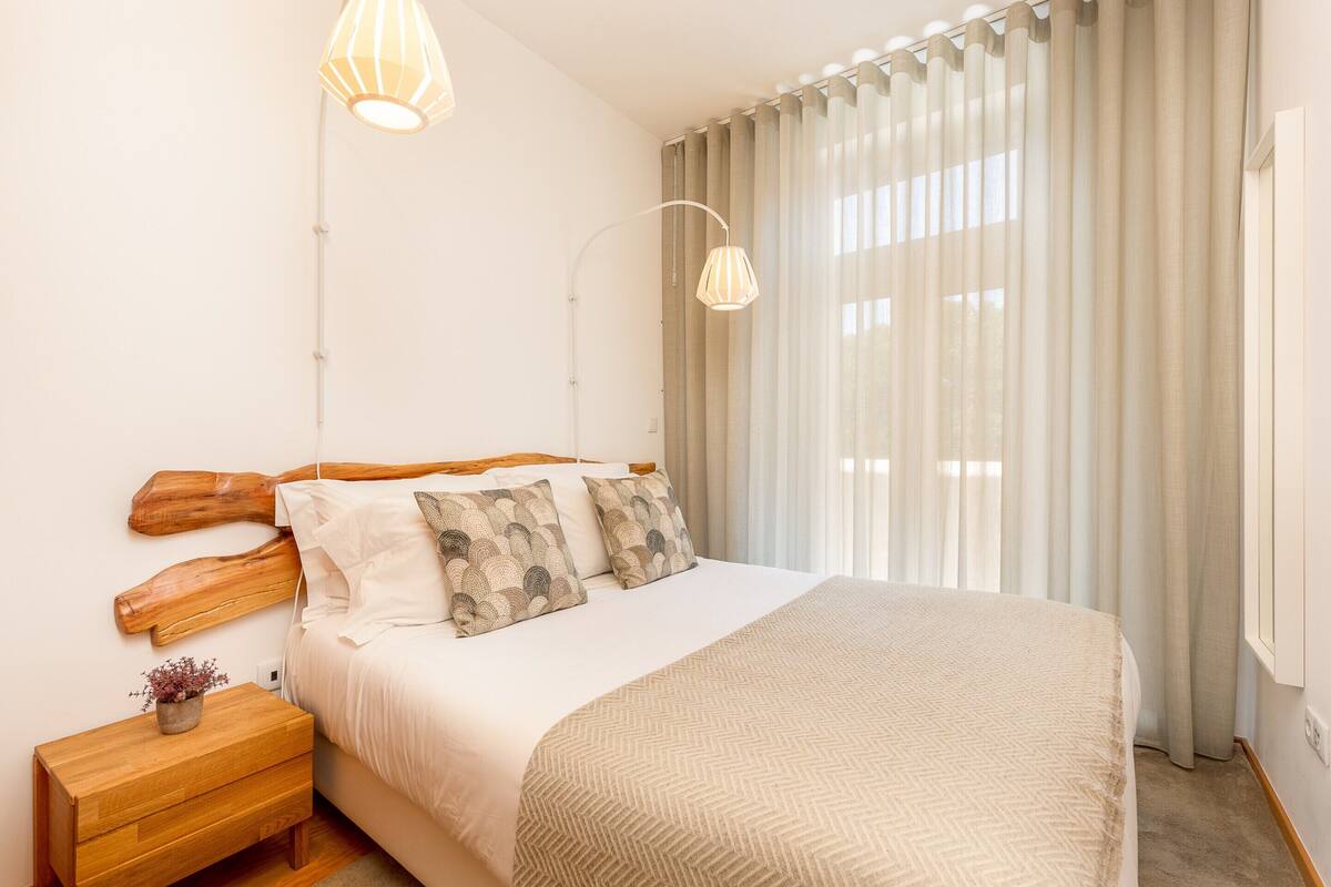 9 bedrooms, individually furnished, iron/ironing board
