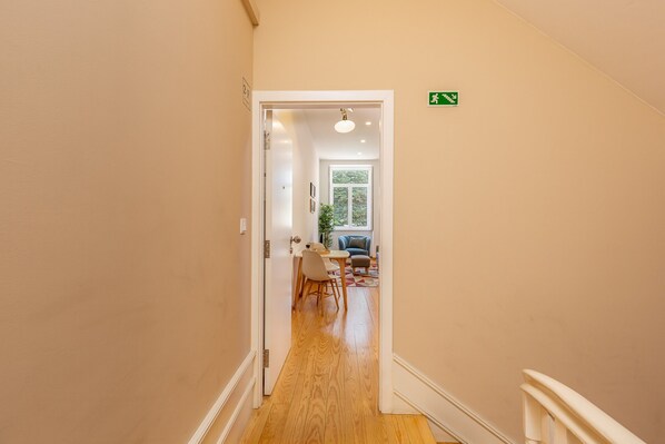 로맨틱 아파트, 침실 2개 | 거실