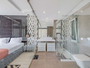 3 Schlafzimmer, Schreibtisch, Internetzugang