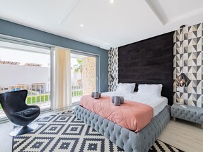 3 dormitorios, escritorio, Internet