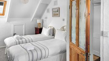 6 bedrooms, free WiFi