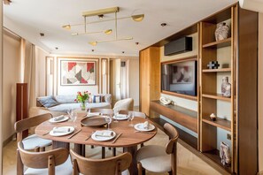 Apartment, City View | Living area | Offices