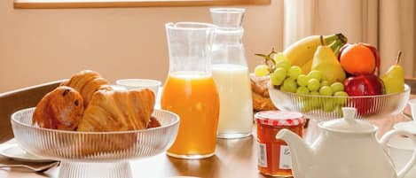 Déjeuner servi tous les jours en supplément