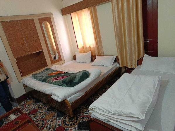 Triple Room | Free WiFi