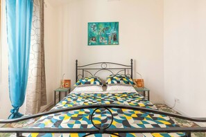 1 bedroom, iron/ironing board, Internet, bed sheets