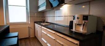 Modern 65 sqm art apartment for up to 6 guests