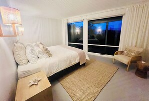 3 bedrooms, desk, free WiFi, bed sheets