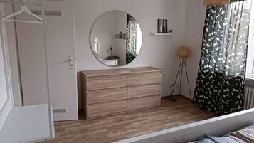 1 Schlafzimmer, Bügeleisen/Bügelbrett, WLAN, Bettwäsche