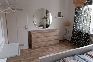 1 Schlafzimmer, Bügeleisen/Bügelbrett, WLAN, Bettwäsche