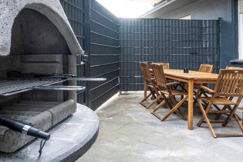 Stilvolle Wohnung mit Terrasse für bis zu 6 Personen