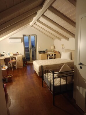Desk, iron/ironing board, free WiFi, bed sheets