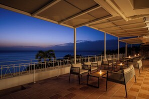 Terrace/patio - Anse Yomitan Toya (Yomitan)