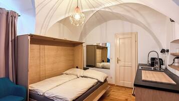 1 habitación, wifi y ropa de cama