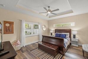 3 Schlafzimmer, Schreibtisch, Bügeleisen/Bügelbrett, kostenloses WLAN