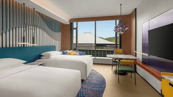 Caja de seguridad en la habitación y escritorio