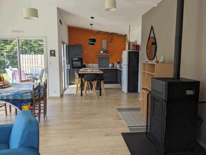 Microwave, oven, dishwasher