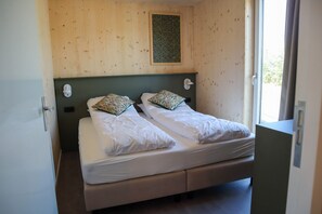 4 quartos