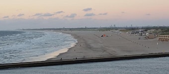 Apartment in Netherlands near the Coast