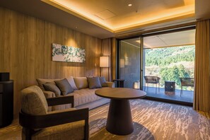 Deluxe Twin Room, Balcony, Mountain View | Free minibar, in-room safe, iron/ironing board, free WiFi