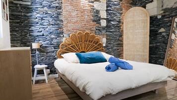 1 chambre, Wi-Fi gratuit, draps fournis