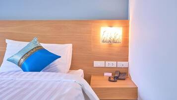 1 bedroom, desk, WiFi, wheelchair access