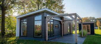 Luxuriöses Ferienhaus, umgeben von