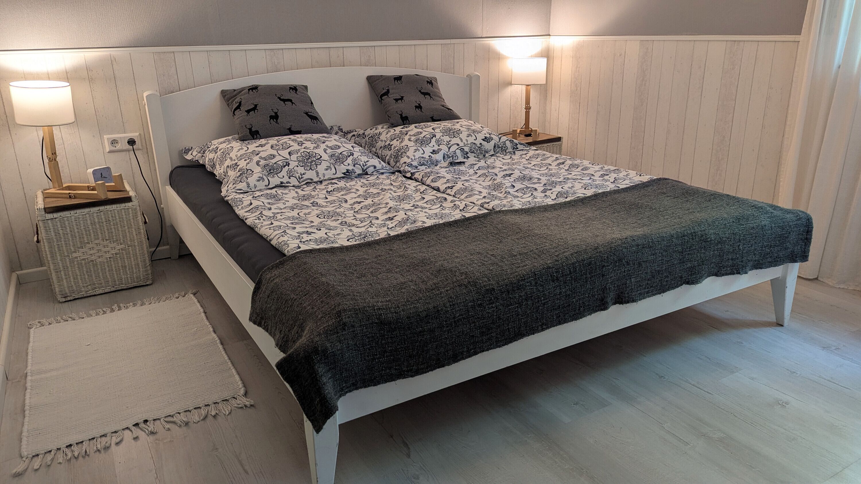 1 室のベッドルーム、WiFi、ベッドシーツ