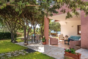 Family Apartment, 3 Bedrooms, 2 Bathrooms (Casa Ortensia) | Terrace/patio - Casa Ortensia Apartments (Arzachena)