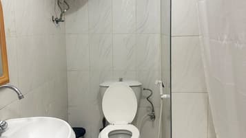 Håndklær og toalettpapir