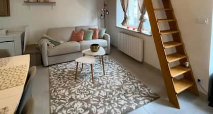 The little "Sunshine" cosy