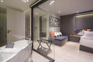 Suite Room | Free WiFi