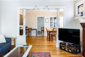 TV - Port City Nest: Beautiful 2bd w/ Balcony & Parking (Portland)