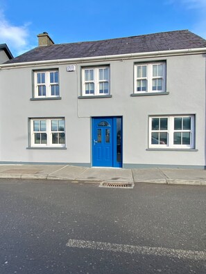 Exterior - Modern Family Home (Castleisland)