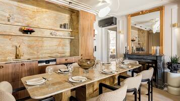 Apartment, City View | Private kitchen | Fridge, microwave, oven, stovetop