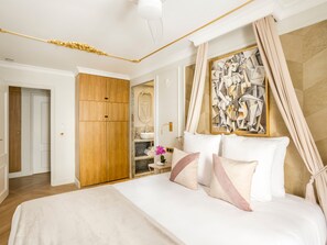 Apartment, City View | Hypo-allergenic bedding, pillowtop beds, in-room safe