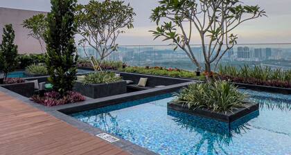 Sky Pool Suites KL Sentral -Riveria City