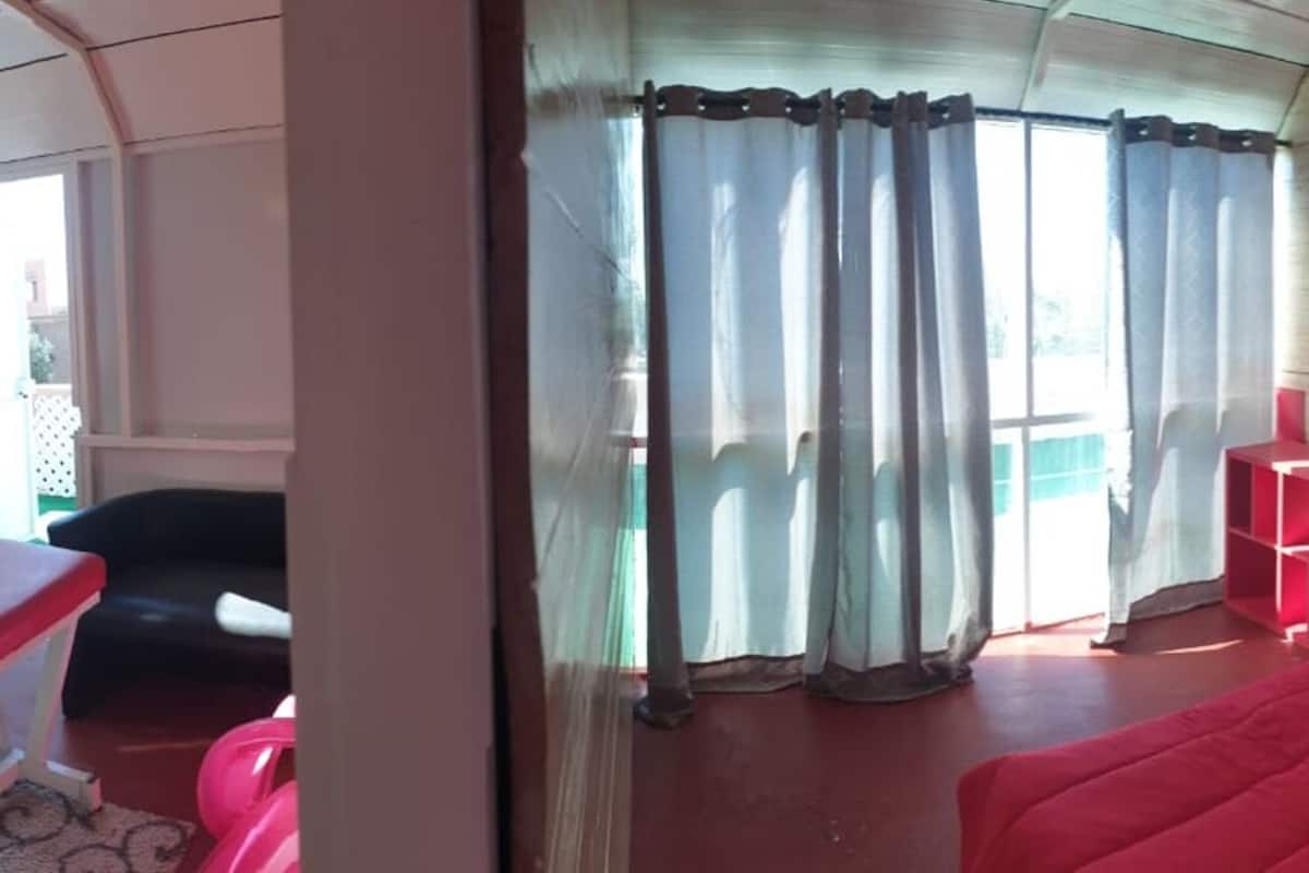 Romantic Cabin, Hill View | Blackout drapes, soundproofing, iron/ironing board, free WiFi