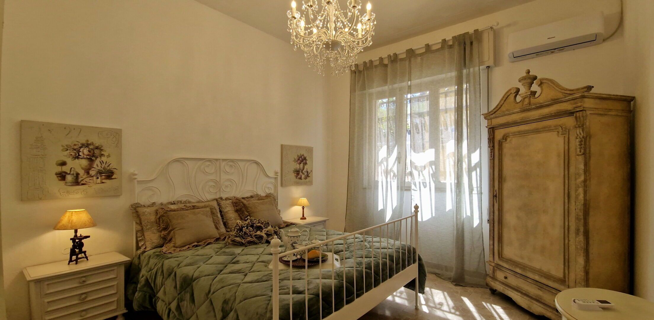 3 chambres, fer et planche à repasser, lit parapluie, Wi-Fi gratuit