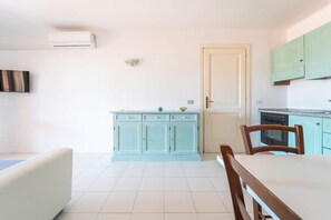 Interior - Sunset Suite Sardinia 0.4 (Porto Rotondo)