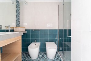 Bathroom - Sunset Suite Sardinia 0.9 (Porto Rotondo)