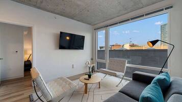 Smart TV, offices