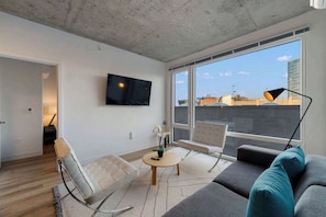 Smart TV, offices